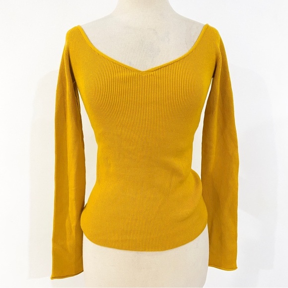Lemaire V-neck off the shoulder wool top Made in Italy - Picture 5 of 8